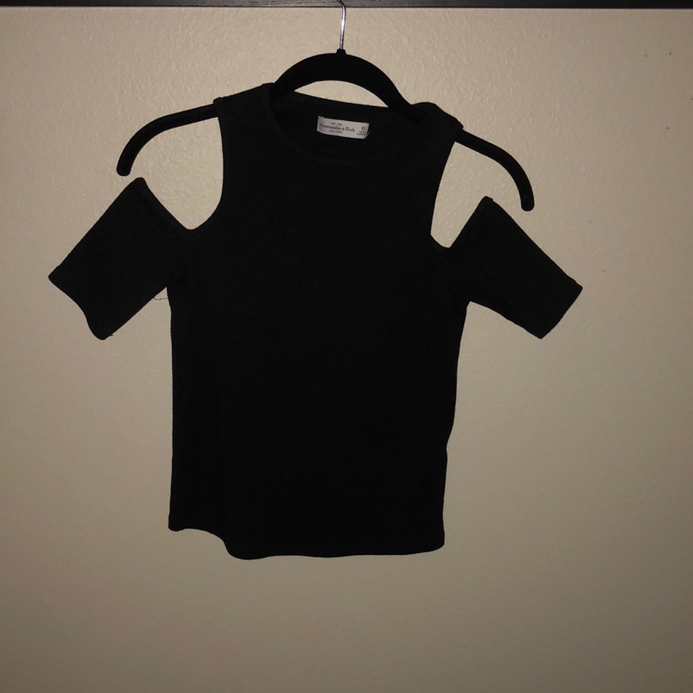 Cold shoulder black top